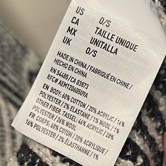 American Eagle open front Poncho Sweater one Size Grey fringe western soft - Picture 8 of 8